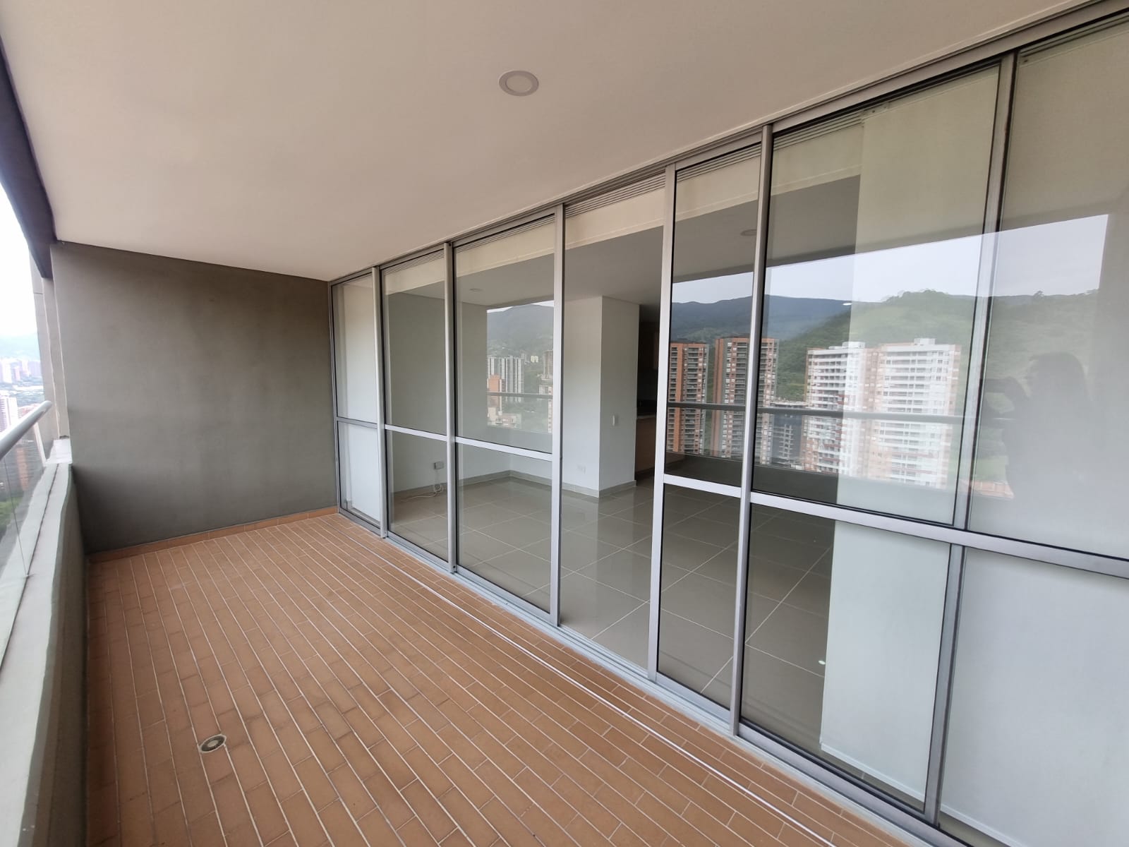 Sabaneta Apartment with City Views - Photo 4